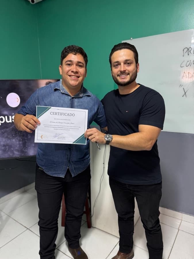 Entrega de certificado do treinamento Do Campus ao Campo
